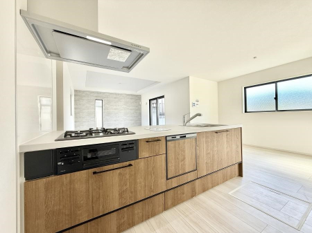 �L�b�`�� �����������������Ɗy�����Ȃ�A���K�ȃL�b�`�����