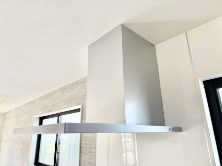 ���̑����� �ݔ����t�[�h�ɕ����Ă���ׁA���������C��ɗU������A�����I�ɔr�����ł��܂�