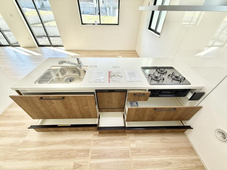 �L�b�`�� �������Ƒ��ƂȂ���A�R�~���j�P�[�V�����̏�