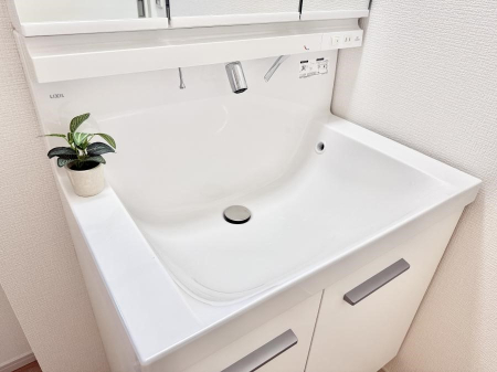 ���̑����� �ݔ����ׂ��������܂Ő􂢂₷���֗��ȃn���h�V�����[�t��