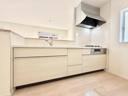 �L�b�`�� ���������y���݂ƐH�ׂ�K����͂���L�b�`��