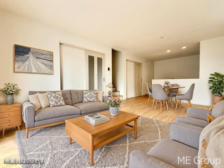 ���r���O ���������났�ƏΊ炪�W�܂�A�S���܂郊�r���O