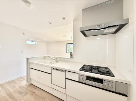 �L�b�`�� �������Ƒ��ƂȂ���A�R�~���j�P�[�V�����̏�