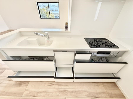 �L�b�`�� ���������[�͖L�x�ȃV�X�e���L�b�`���ł��I