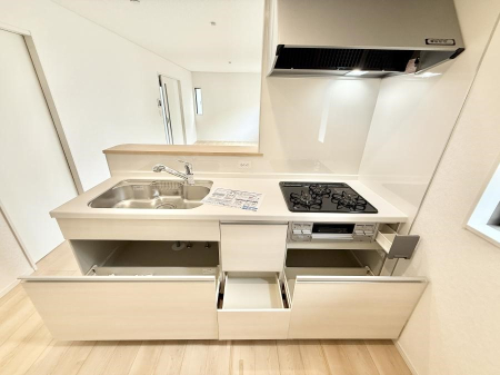 �L�b�`�� �������Ƒ��ƂȂ���A�R�~���j�P�[�V�����̏�