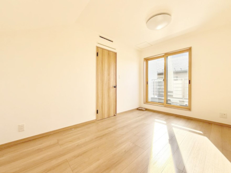 �Q�� ���������̔z�u��ʋC���̗ǂ��݌v�ŕ����̋�C�������炸�A��ɐV�N�ȋ�C������܂�