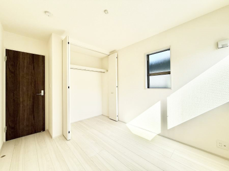 ���̑����� �������D��ŉ��₩�Ȏ��Ԃ��������