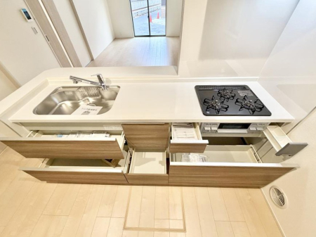 �L�b�`�� �������Ƒ����J��[�߂�A������̂���L�b�`��