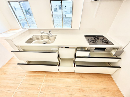 �L�b�`�� �������Ƒ����J��[�߂�A������̂���L�b�`��