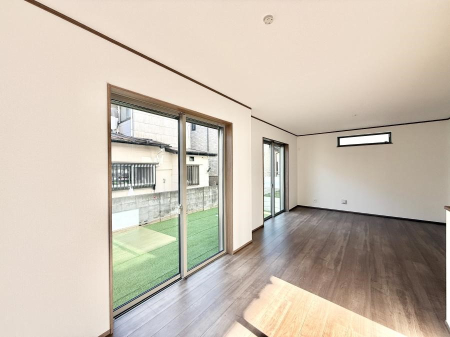 ���r���O �������V���v���������ґ�A��؂Ȑl�Ɖ߂����S���قǂ�����