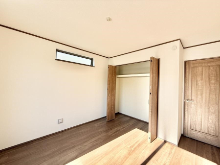 �q������ �������v���C�x�[�g��ԂƂ��ĐÂ��ŗ�������������񋟂��Ă���܂�