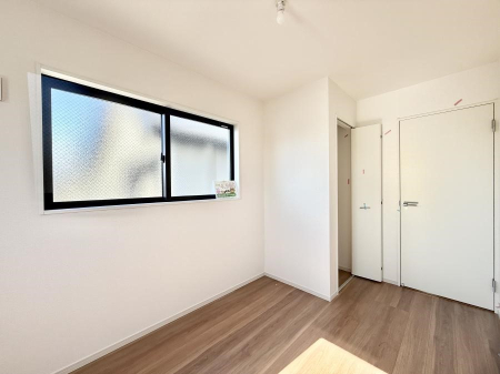 �Q�� ���������̔z�u��ʋC���̗ǂ��݌v�ŕ����̋�C�������炸�A��ɐV�N�ȋ�C������܂�