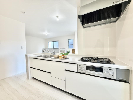 �L�b�`�� �����������������Ɗy�����Ȃ�A���K�ȃL�b�`�����