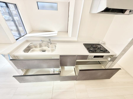 �L�b�`�� �������Ƒ����J��[�߂�A������̂���L�b�`��