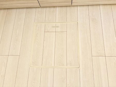 ̑ ݔBꂽ[Xy[XŉƑŜXbL