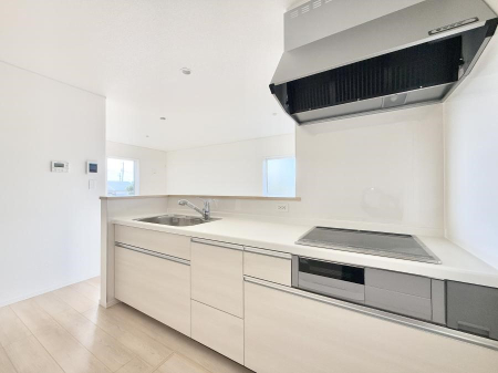 �L�b�`�� �������Ƒ����J��[�߂�A������̂���L�b�`��