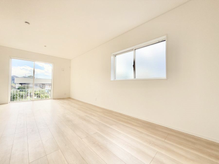 ���r���O ���������R�Ɖ�b�����܂��A�S�n�悢�ЂƂƂ�