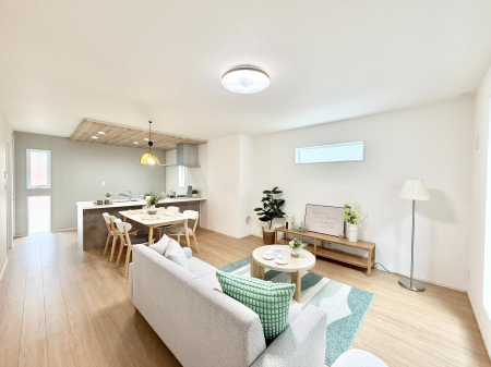 ���r���O �������C���e���A���l����̂��y���݂ȍL�����r���O�ł��I