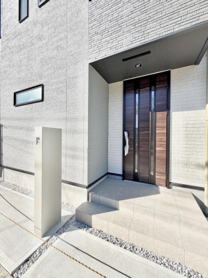 ���� �O�ρ� �V���v���Ŕ������A�Z�܂��̑���ۂ��ʂ錺�ւł�