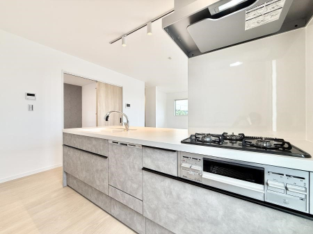 �L�b�`�� �������Ƒ����J��[�߂�A������̂���L�b�`��