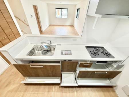 �L�b�`�� �����������������Ɗy�����Ȃ�A���K�ȃL�b�`�����