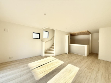 rO 났ƏΊ炪W܂AS܂郊rO