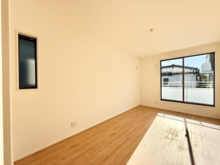 �Q�� �������傫�ȑ��͊J����������A���邳�ʕ��o�b�`���ł�