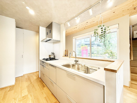 �L�b�`�� ���������������̖��@��������A���ʂȃL�b�`��