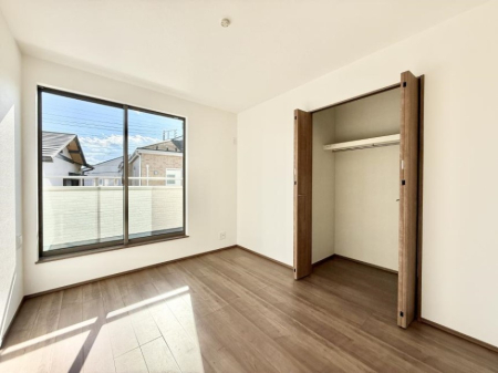 �q������ �������v���C�x�[�g��ԂƂ��ĐÂ��ŗ�������������񋟂��Ă���܂�