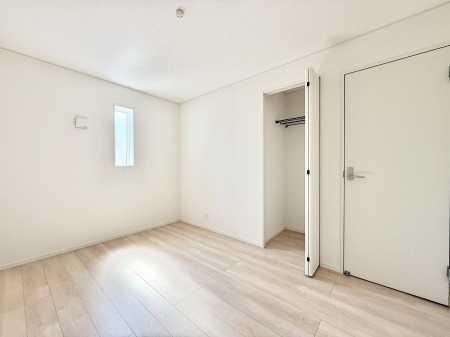 �Q�� ���������̔z�u��ʋC���̗ǂ��݌v�ŕ����̋�C�������炸�A��ɐV�N�ȋ�C������܂�