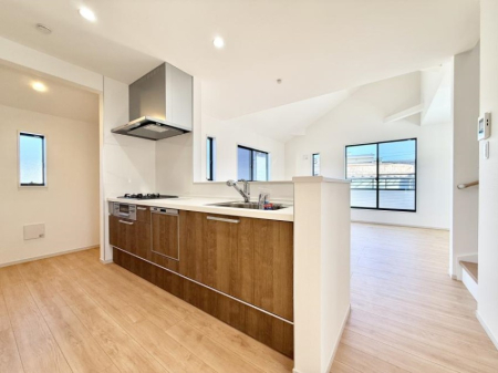 �L�b�`�� �������Ƒ����J��[�߂�A������̂���L�b�`��