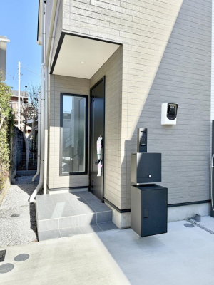 ���� �O�ρ� �V���v���Ŕ������A�Z�܂��̑���ۂ��ʂ錺�ւł�