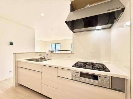 �L�b�`�� �������V���v���Ŕ������S�n�悢���Ԃ𐶂ރL�b�`�����