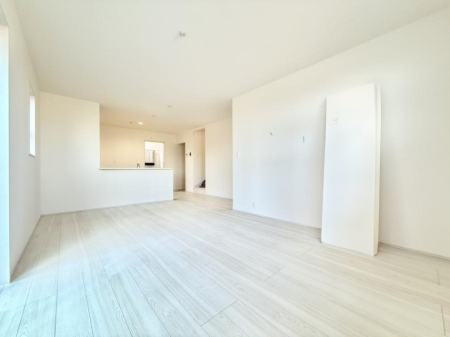 ���r���O ���������났�ƏΊ炪�W�܂�A�S���܂郊�r���O