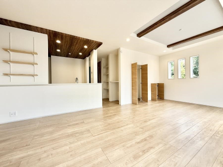 ���r���O �������S���������ꏊ�A�������߂����郊�r���O