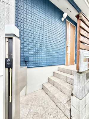 ���� �O�ρ� �V���v���Ŕ������A�Z�܂��̑���ۂ��ʂ錺�ւł�