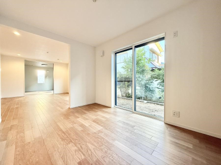 ���r���O �������z�������˂����ޖ��邢LDK�͉Ƒ��ł̂�т芰���܂�  