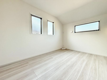 ���̑����� ������2�ʍ̌��Ŗ��邢�����I