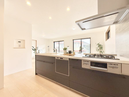 �L�b�`�� �����������������Ɗy�����Ȃ�A���K�ȃL�b�`�����