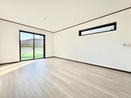 ���r���O �傫�ȑ�����������薾�邢��Ԃł��������������܂�