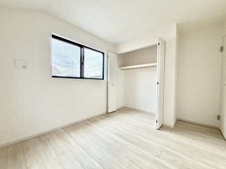 �Q�� ���������̔z�u��ʋC���̗ǂ��݌v�ŕ����̋�C�������炸�A��ɐV�N�ȋ�C������܂�