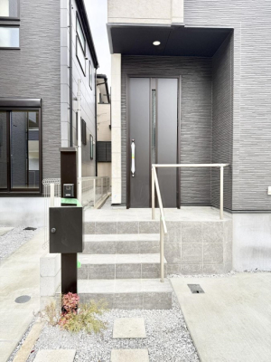 ���� �O�ρ� �V���v���Ŕ������A�Z�܂��̑���ۂ��ʂ錺�ւł�