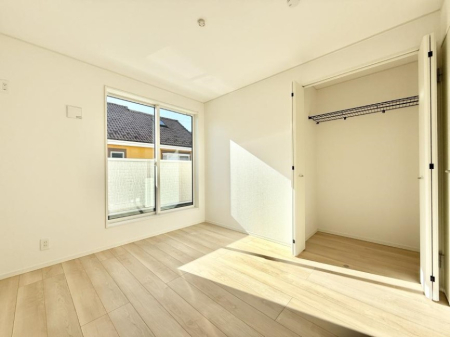 �Q�� ���������̔z�u��ʋC���̗ǂ��݌v�ŕ����̋�C�������炸�A��ɐV�N�ȋ�C������܂�