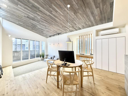 ���r���O �������S���������ꏊ�A�������߂����郊�r���O