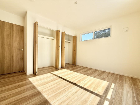 �q������ �������Ƌ�⃌�C�A�E�g�����R�ɔz�u�ł��邽�ߎg�����肪�ǂ����K�ɉ߂����܂�