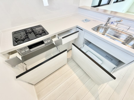 �L�b�`�� �����������������Ɗy�����Ȃ�A���K�ȃL�b�`�����