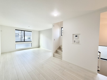 ���r���O ���������R�Ɖ�b�����܂��A�S�n�悢�ЂƂƂ�