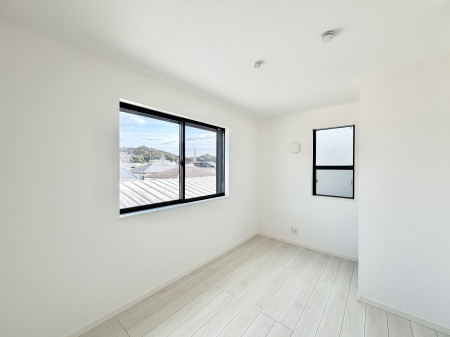 �Q�� ���������̔z�u��ʋC���̗ǂ��݌v�ŕ����̋�C�������炸�A��ɐV�N�ȋ�C������܂�