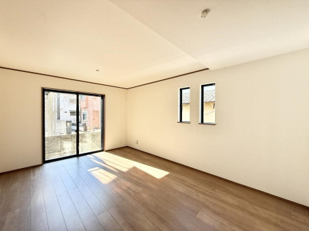 ���r���O ���������R�Ɖ�b�����܂��A�S�n�悢�ЂƂƂ�