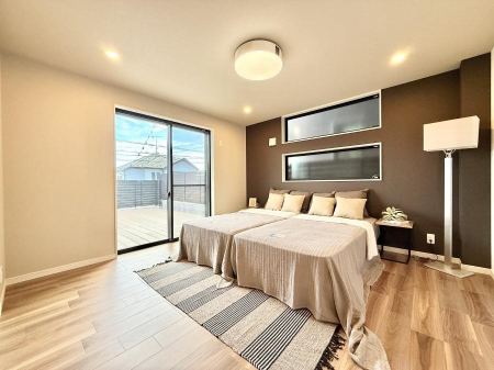 �Q�� �������傫�ȑ��͊J����������A���邳�ʕ��o�b�`���ł�